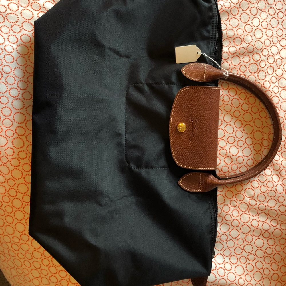BRAND NEW Black Travel LongChamp Bag